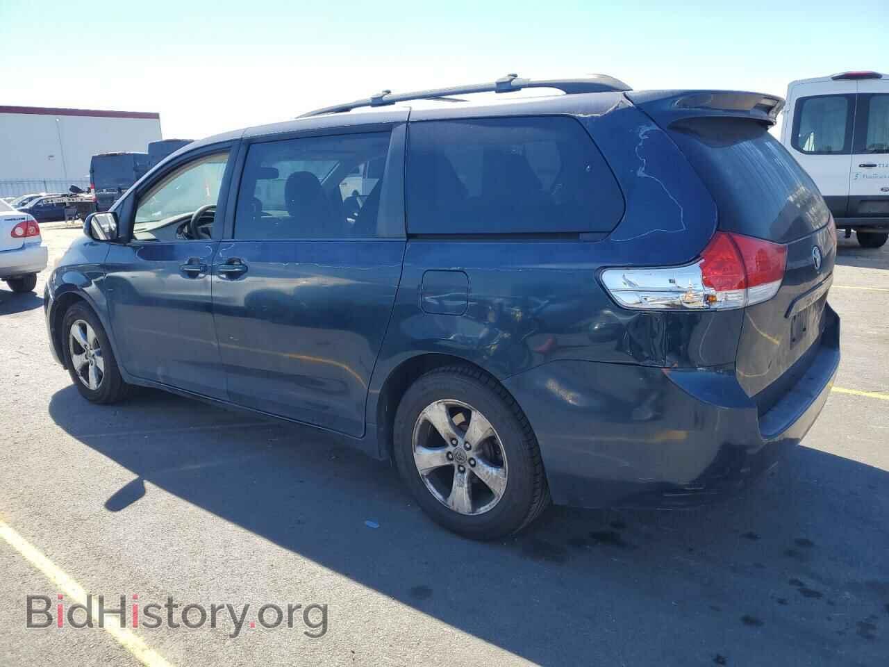 2011 TOYOTA All Models - VIN: 5TDKK3DC5BS175370 - Фото 2