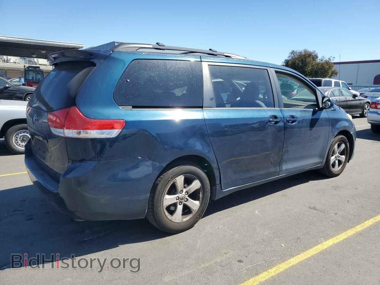 2011 TOYOTA All Models - VIN: 5TDKK3DC5BS175370 - Фото 3