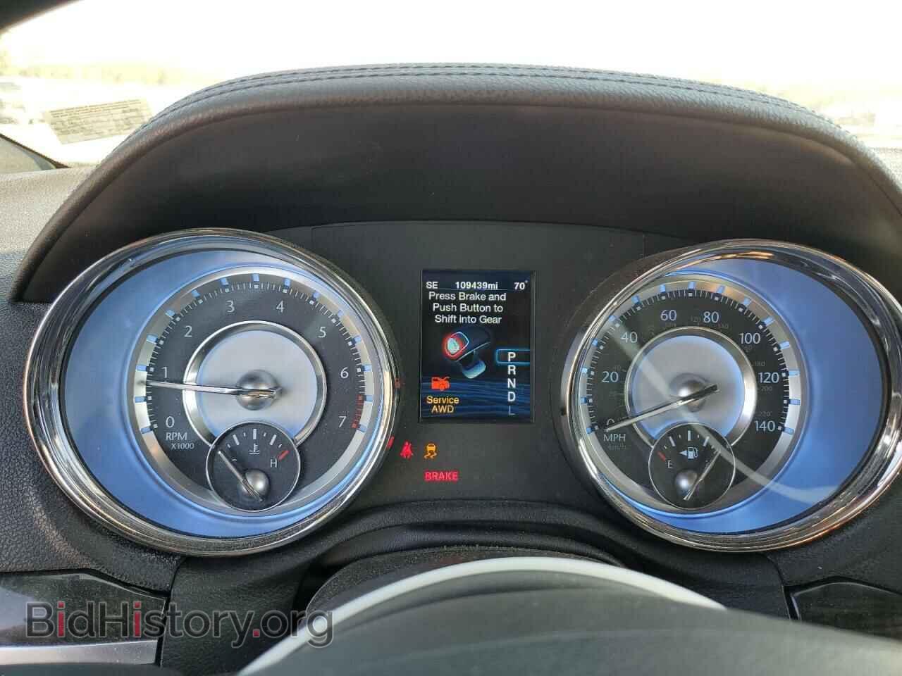 2012 CHRYSLER 300 - VIN: 2C3CCAHG2CH236245 - Фото 9