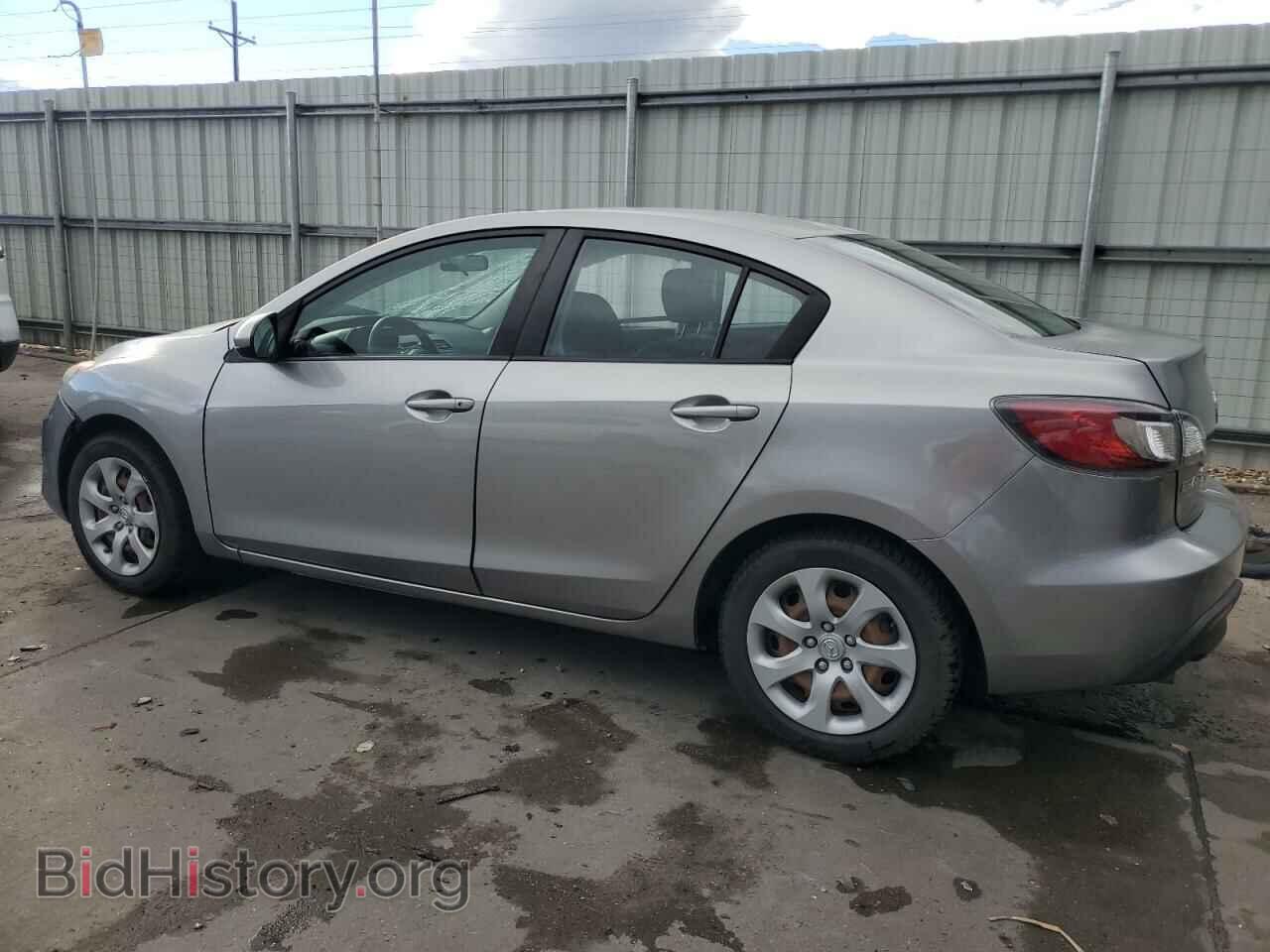 2011 MAZDA 3 - VIN: JM1BL1UF2B1439184 - Фото 2