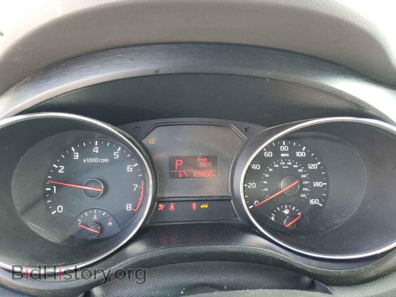 2017 KIA All Models - VIN: KNDMB5C14H6218917 - Фото 9