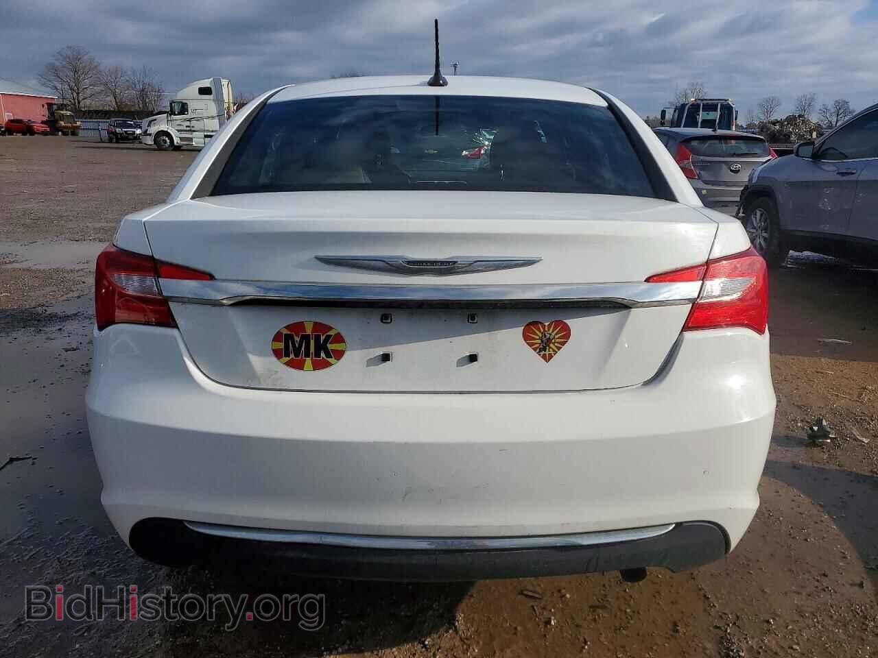2011 CHRYSLER 200 - VIN: 1C3BC1FB4BN556496 - Photo 6