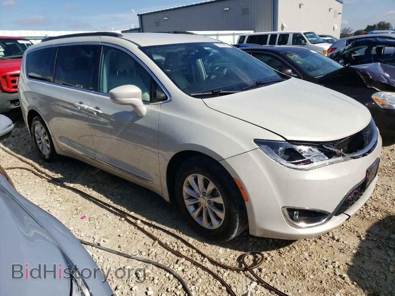 2017 CHRYSLER PACIFICA - VIN: 2C4RC1BG4HR759895 - Фото 4