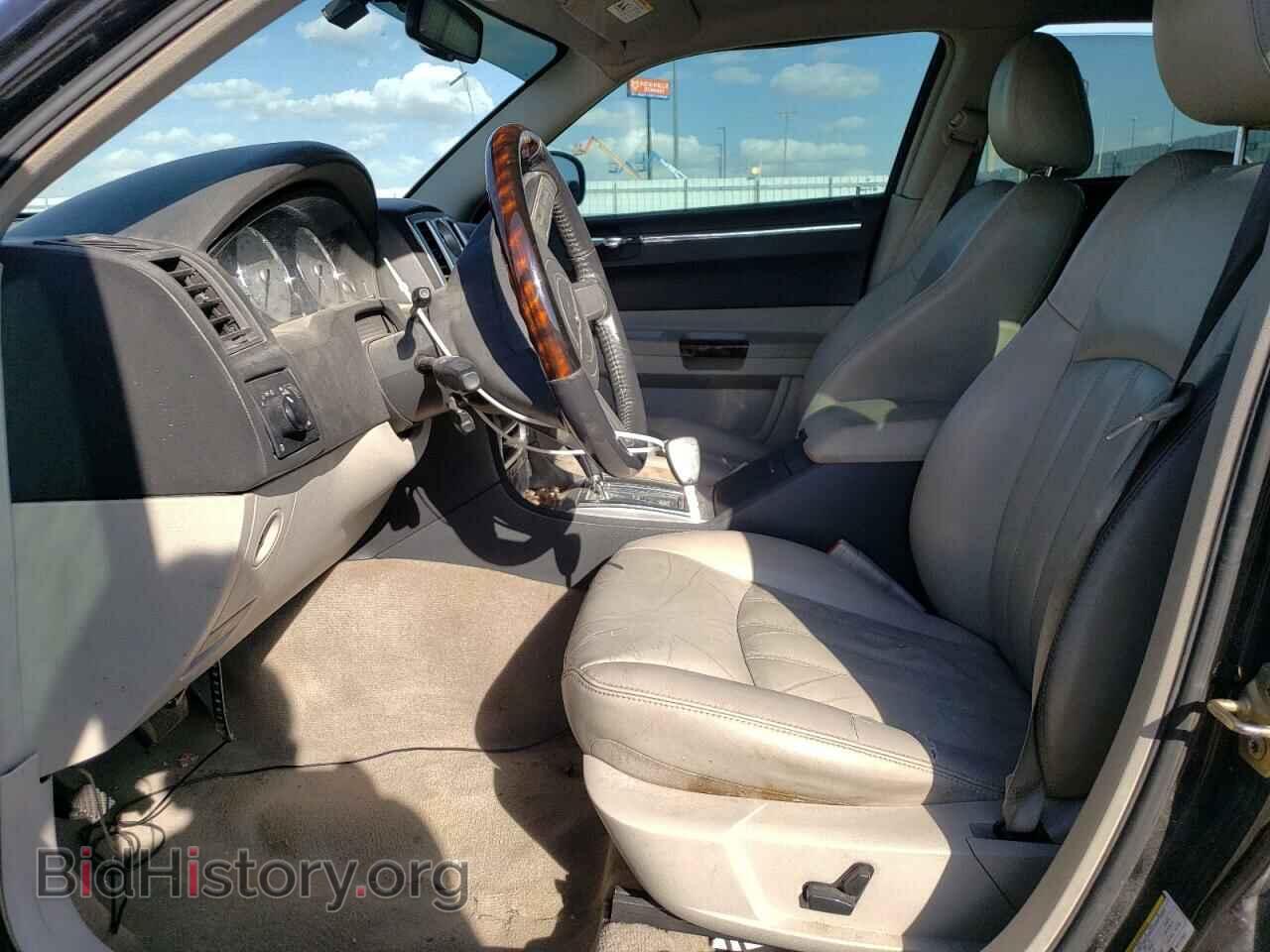 2006 CHRYSLER 300 - VIN: 2C3KA63H06H272552 - Фото 7