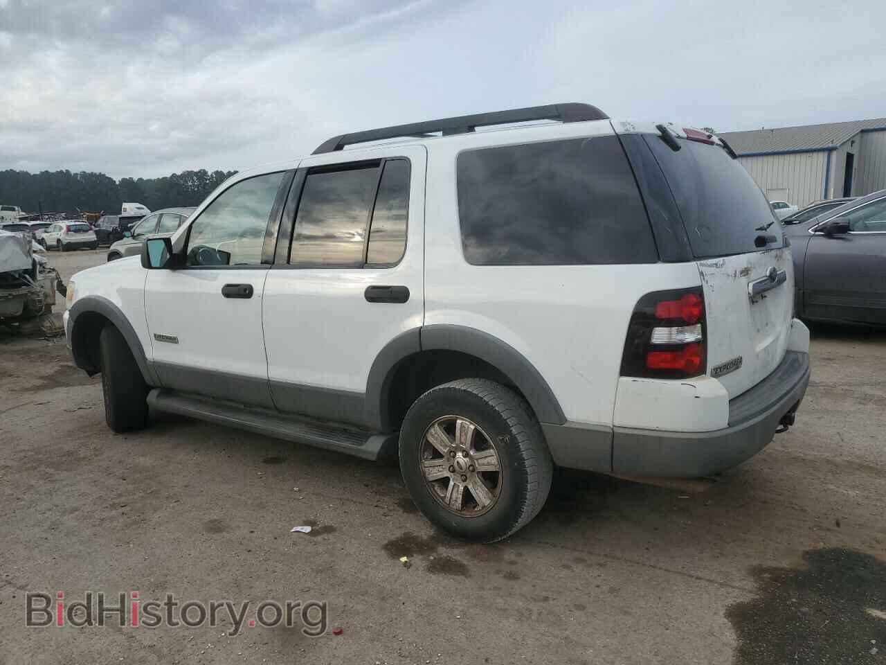 2006 FORD EXPLORER - VIN: 1FMEU63E86UB67952 - Фото 2