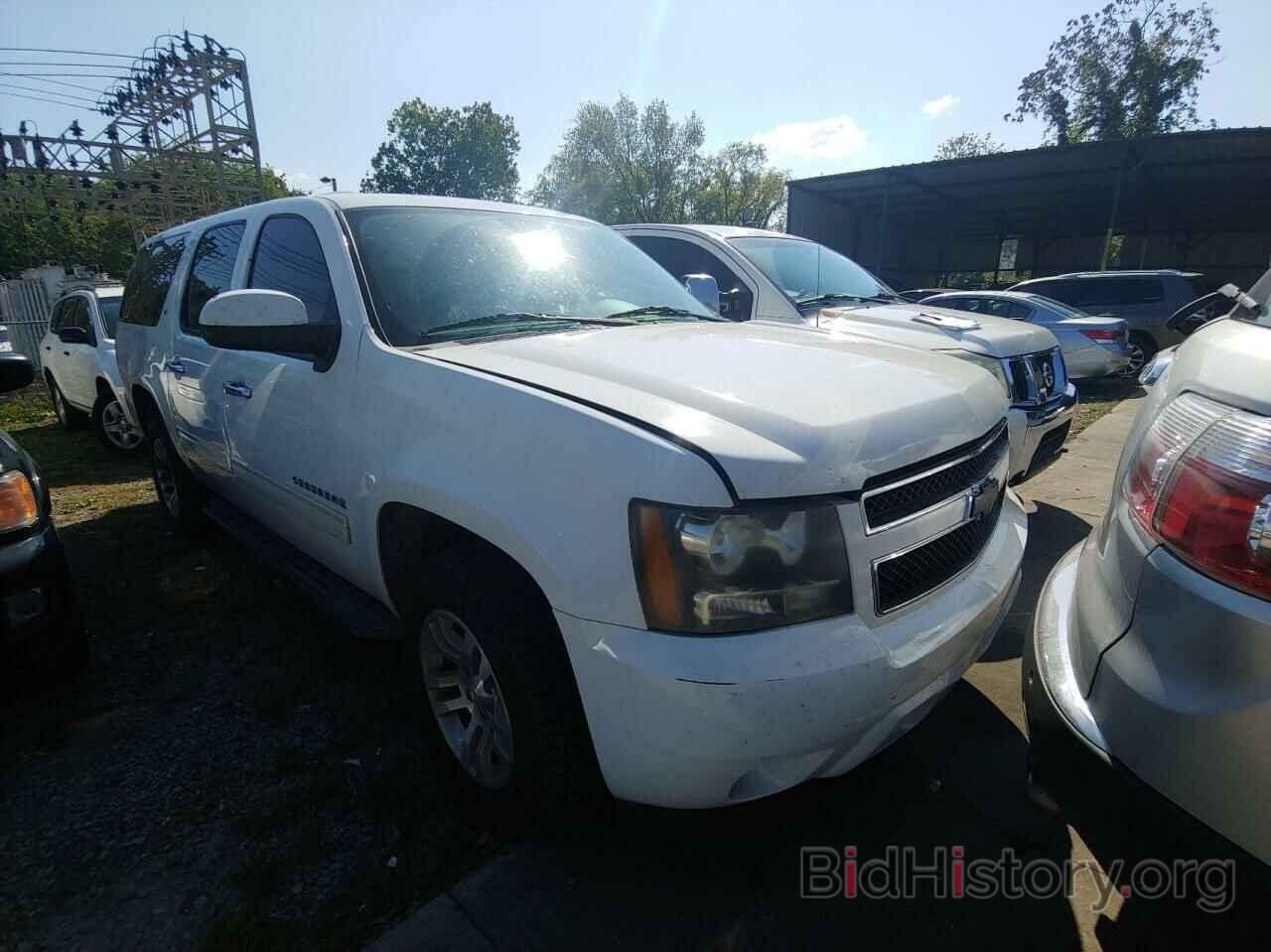 Photo 1GNUKJE37AR141818 - CHEVROLET SUBURBAN 2010