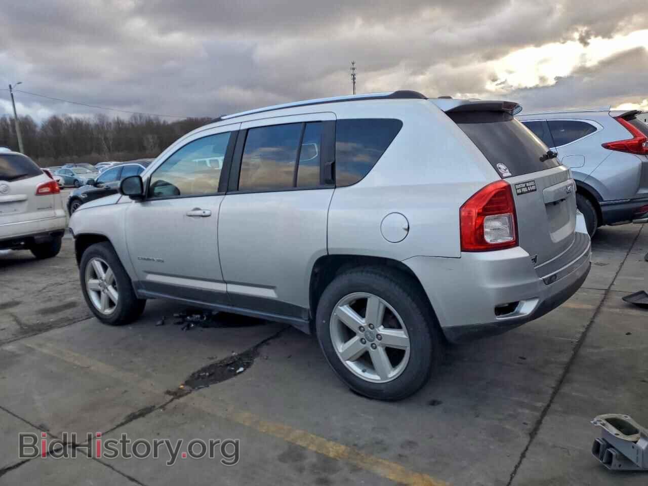 2012 JEEP COMPASS - VIN: 1C4NJCCB6CD677052 - Photo 2