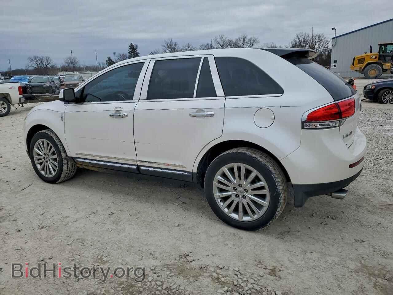 2011 LINCOLN MKX - VIN: 2LMDJ8JK0BBJ10979 - Фото 2