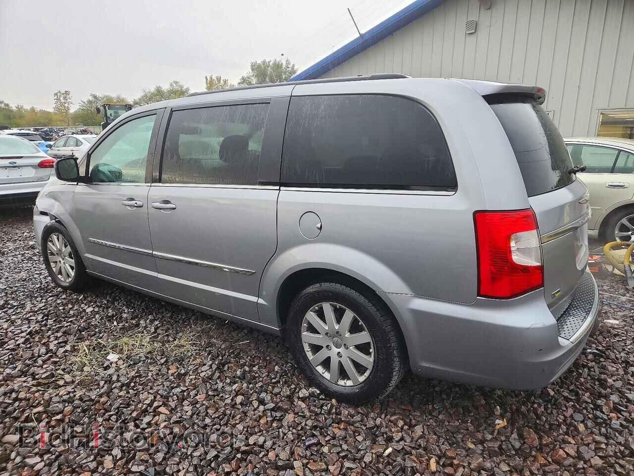 2016 CHRYSLER MINIVAN - VIN: 2C4RC1BG0GR244990 - Photo 2