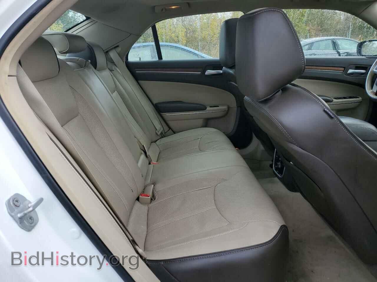 2013 CHRYSLER 300 - VIN: 2C3CCAPT5DH534062 - Фото 10