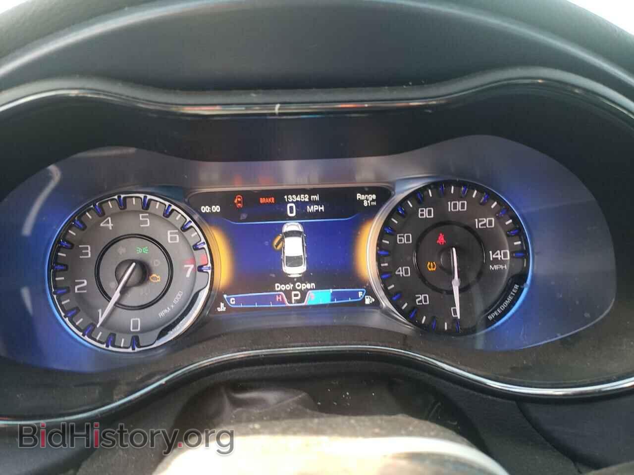2015 CHRYSLER 200 - VIN: 1C3CCCBG1FN551845 - Фото 9
