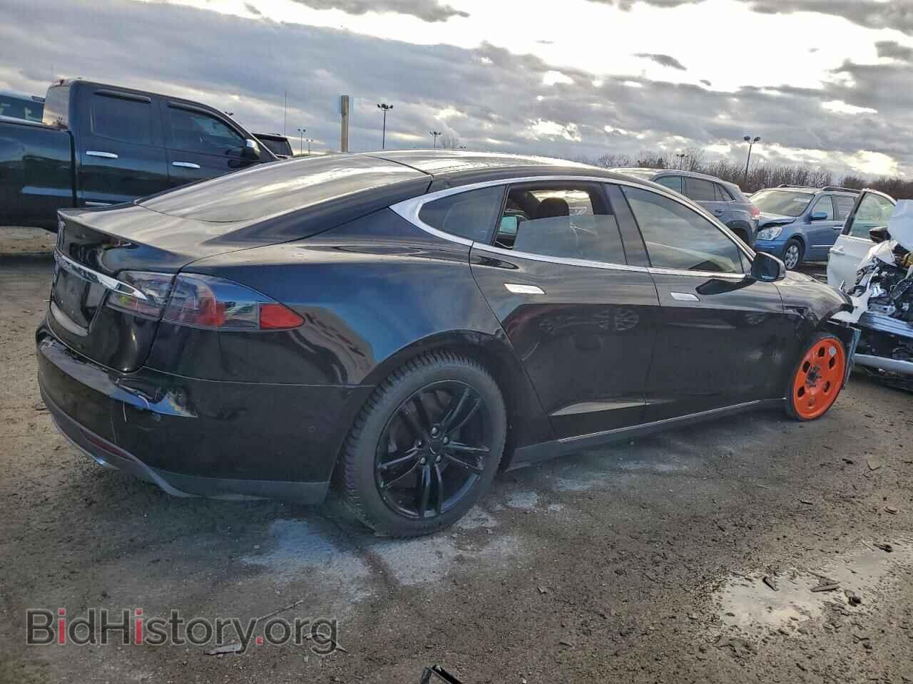 2014 TESLA MODEL S - VIN: 5YJSA1S15EFP65750 - Фото 3