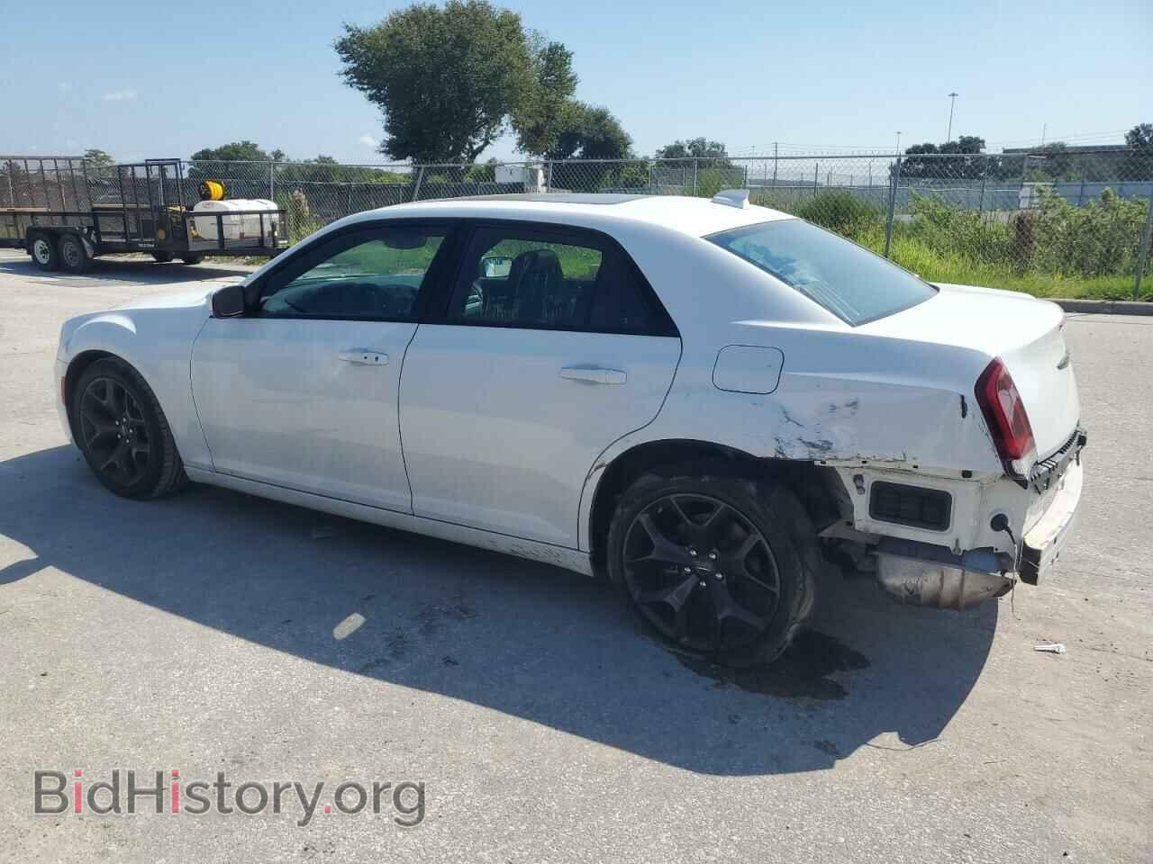 2023 CHRYSLER 300 - VIN: 2C3CCABG1PH524210 - Фото 2