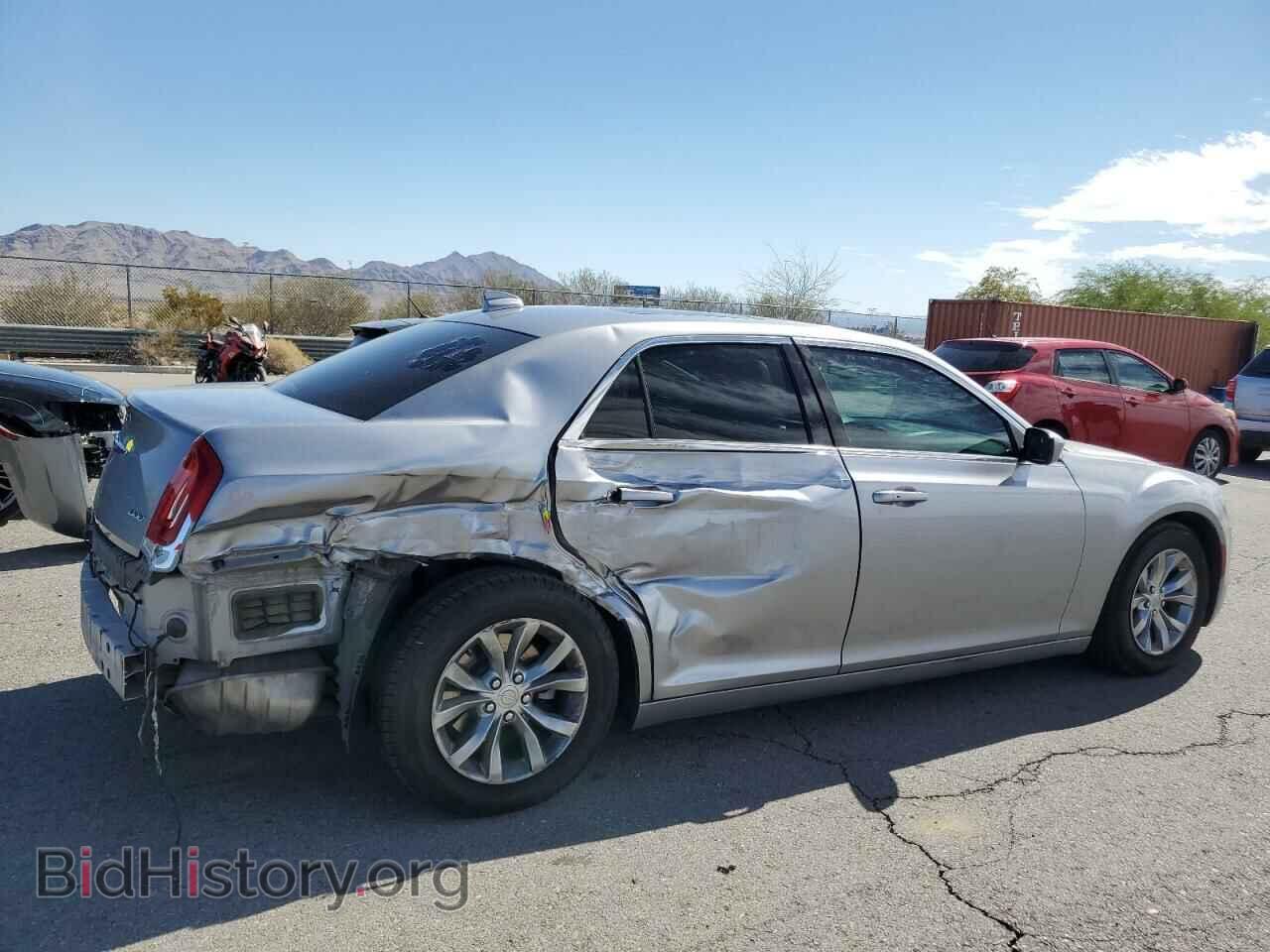 2016 CHRYSLER 300 - VIN: 2C3CCAAGXGH206670 - Фото 3