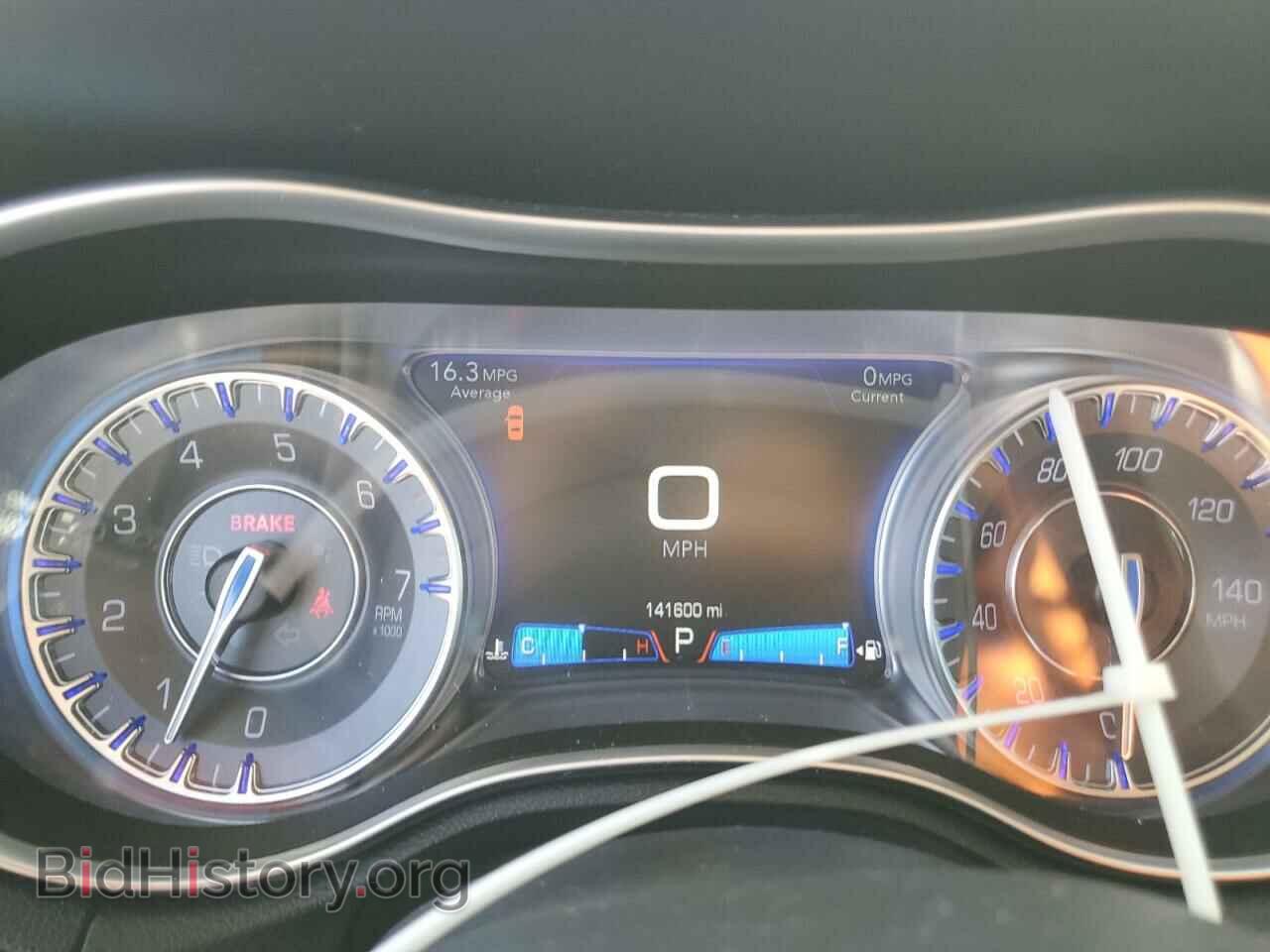 2016 CHRYSLER 300 - VIN: 2C3CCAAGXGH206670 - Фото 9
