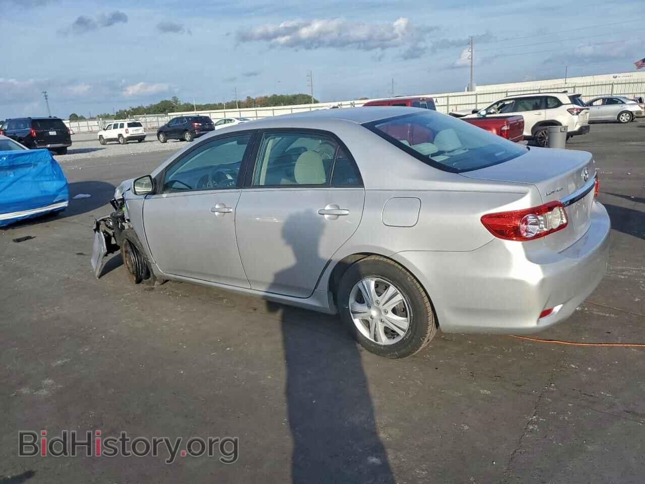 2011 TOYOTA COROLLA - VIN: 2T1BU4EE2BC650286 - Фото 2