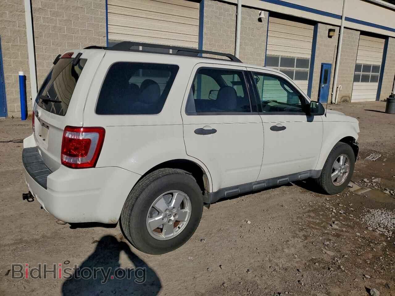2010 FORD ESCAPE - VIN: 1FMCU0D7XAKC16965 - Фото 3