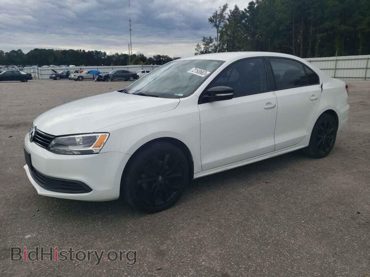 Фотография 3VWD17AJ7EM300800 - VOLKSWAGEN JETTA 2014