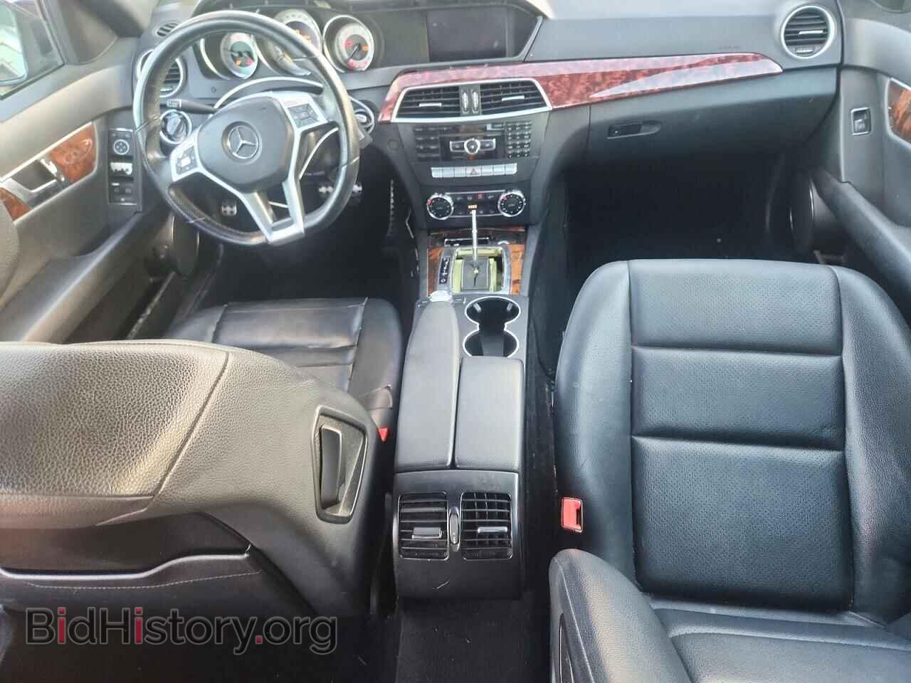 2012 MERCEDES-BENZ C-CLASS - VIN: WDDGF8BB7CR197846 - Фото 8