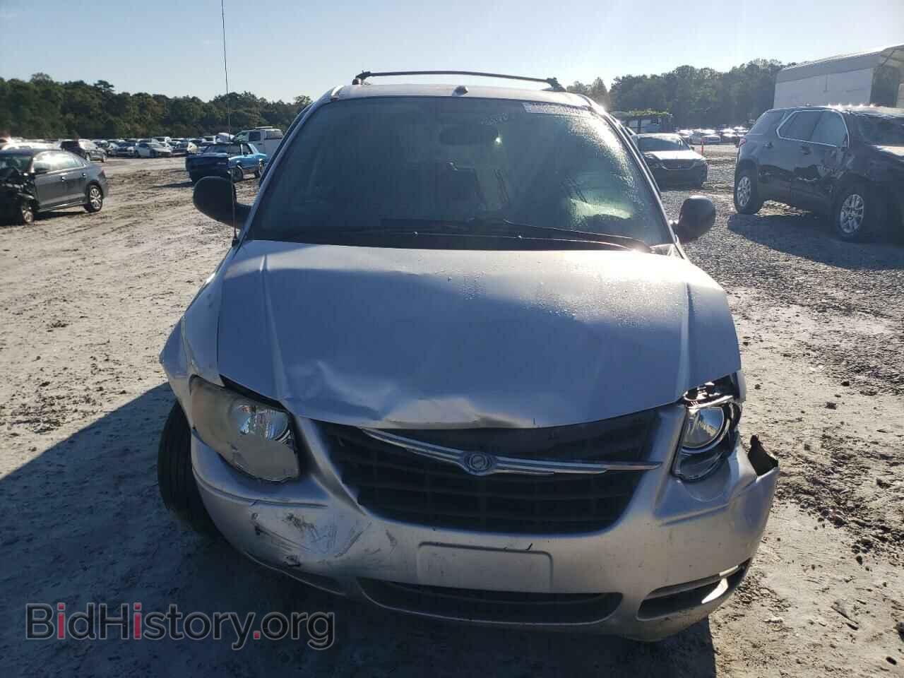 2006 CHRYSLER MINIVAN - VIN: 2A8GP44R56R706706 - Фото 5