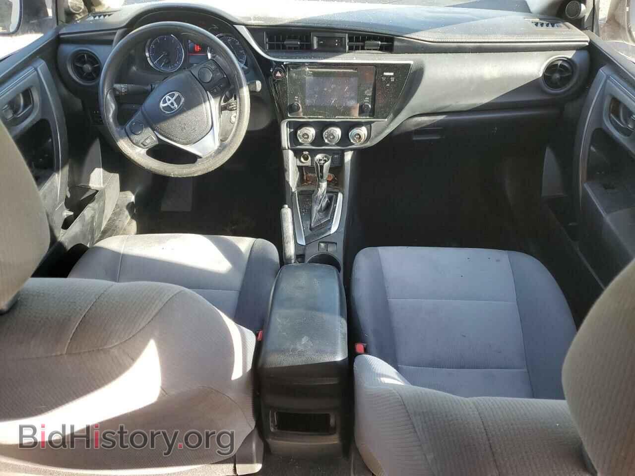 2017 TOYOTA COROLLA - VIN: 2T1BURHE7HC838710 - Фото 8