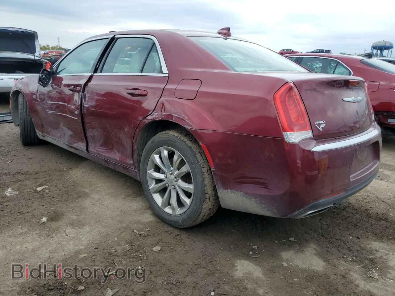 2016 CHRYSLER 300 - VIN: 2C3CCARG3GH234363 - Фото 2
