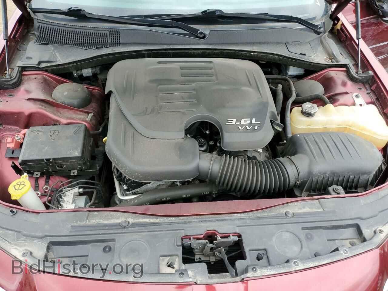2016 CHRYSLER 300 - VIN: 2C3CCARG3GH234363 - Фото 11