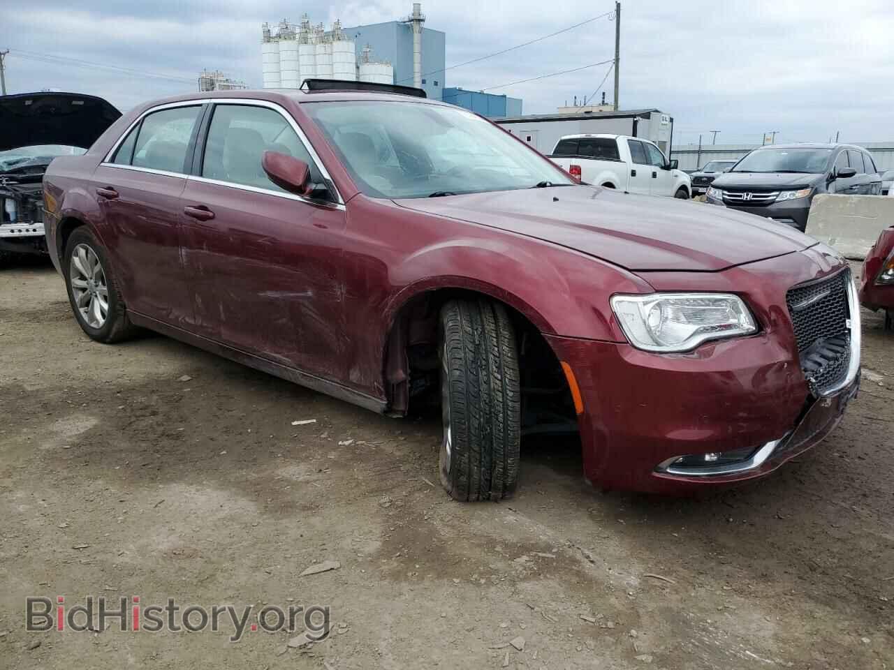 2016 CHRYSLER 300 - VIN: 2C3CCARG3GH234363 - Фото 4