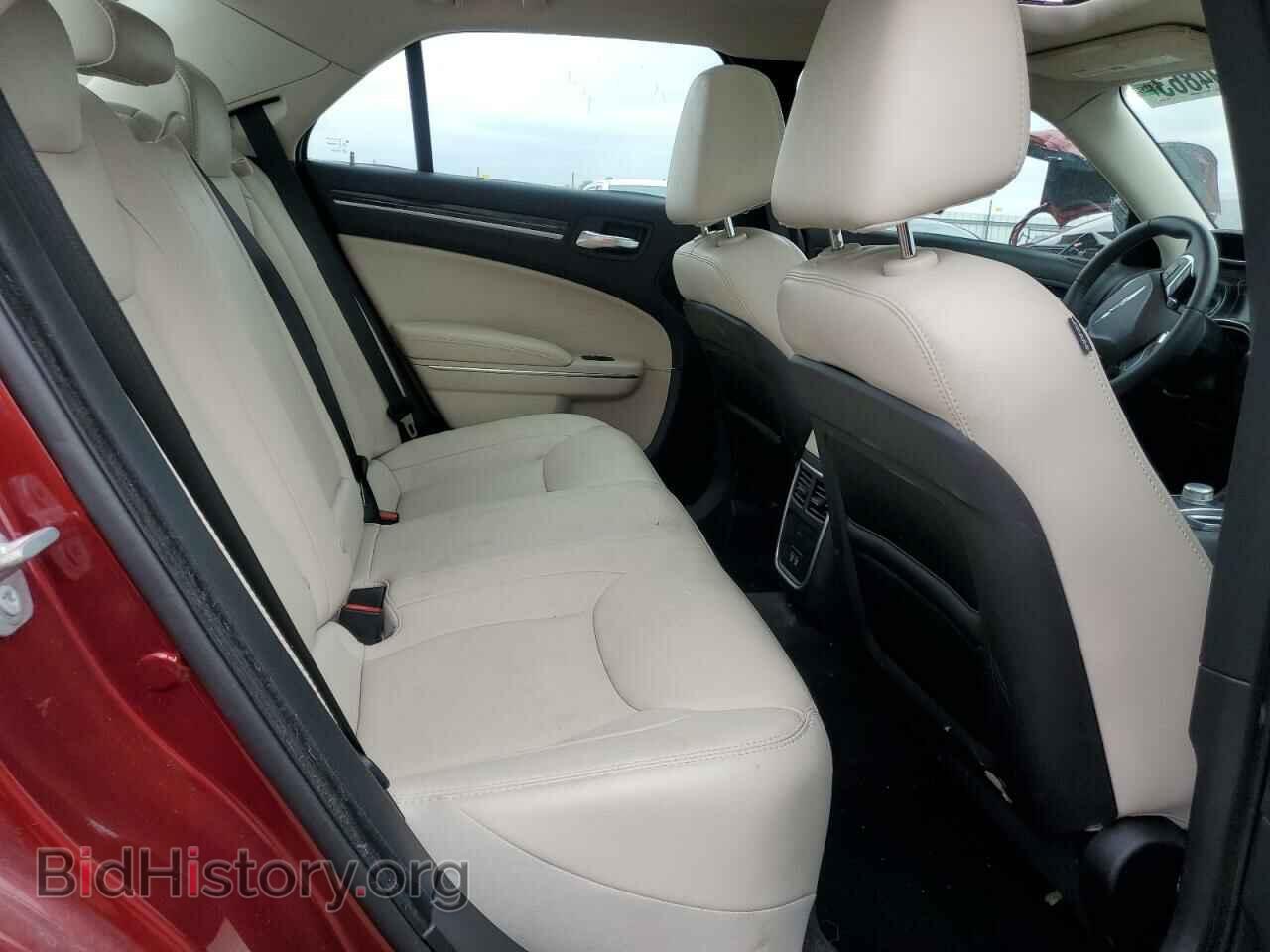 2016 CHRYSLER 300 - VIN: 2C3CCARG3GH234363 - Фото 10