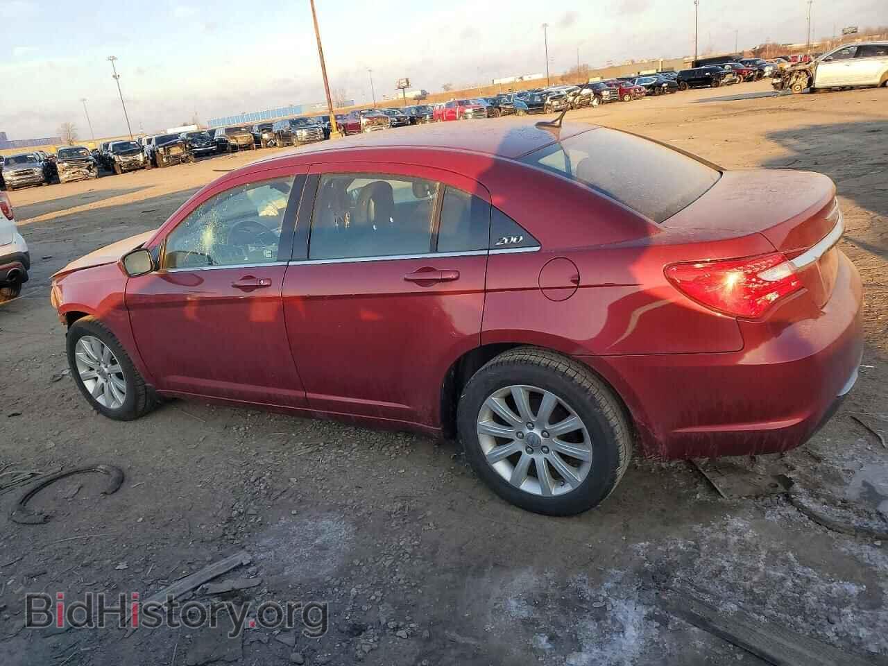 2013 CHRYSLER 200 - VIN: 1C3CCBBB6DN736548 - Фото 2