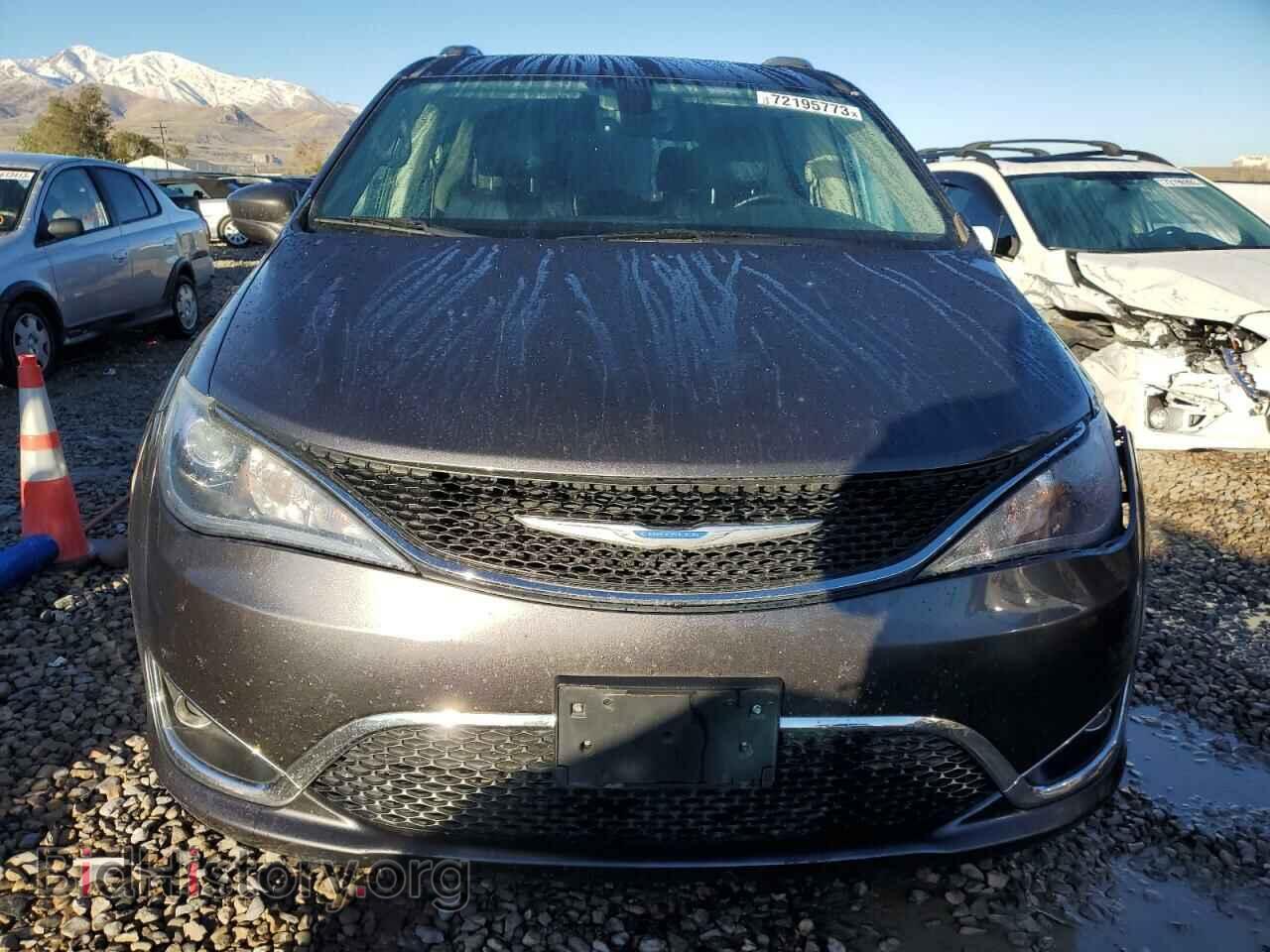 2018 CHRYSLER PACIFICA - VIN: 2C4RC1EG7JR257349 - Фото 5