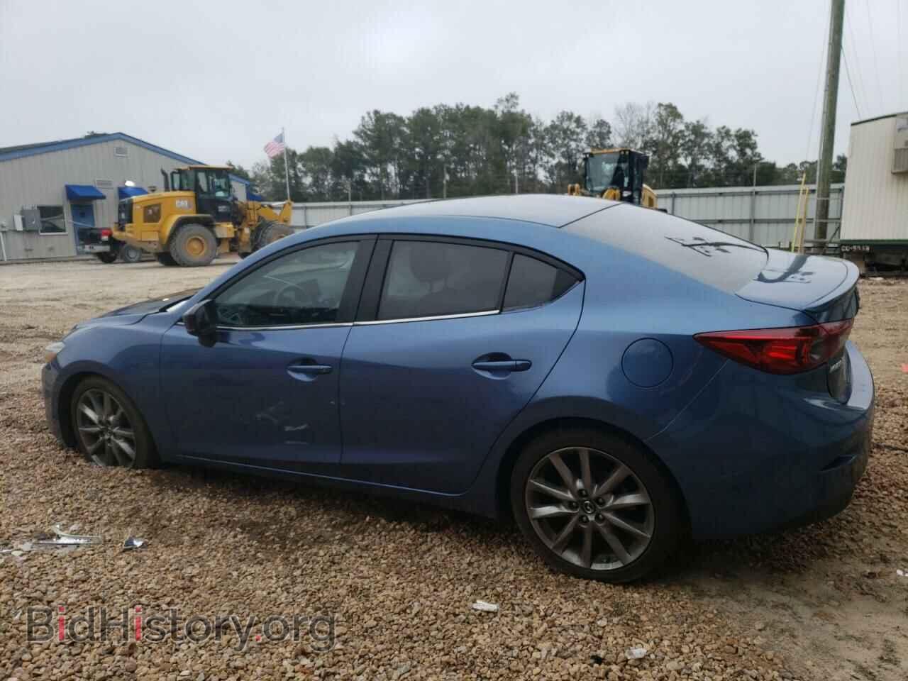 2018 MAZDA 3 - VIN: 3MZBN1V36JM214652 - Фото 2