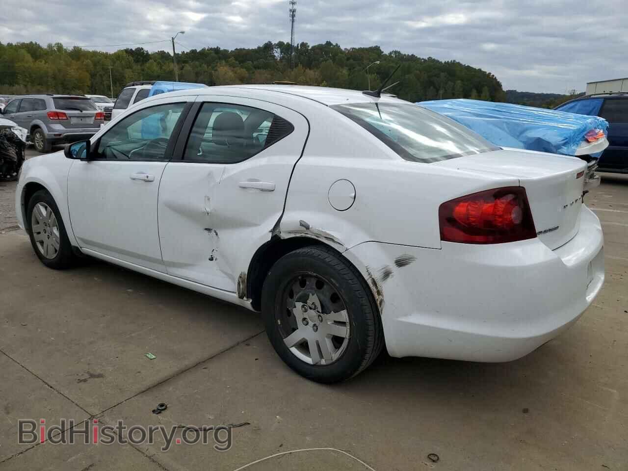 2011 DODGE AVENGER - VIN: 1B3BD4FBXBN556241 - Photo 2