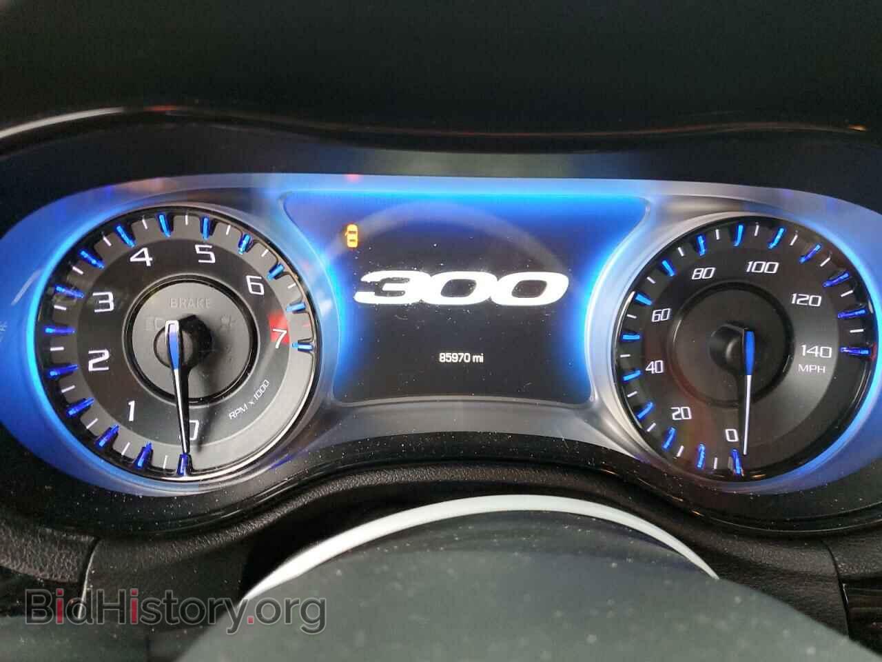 2017 CHRYSLER 300 - VIN: 2C3CCABG8HH646936 - Фото 9