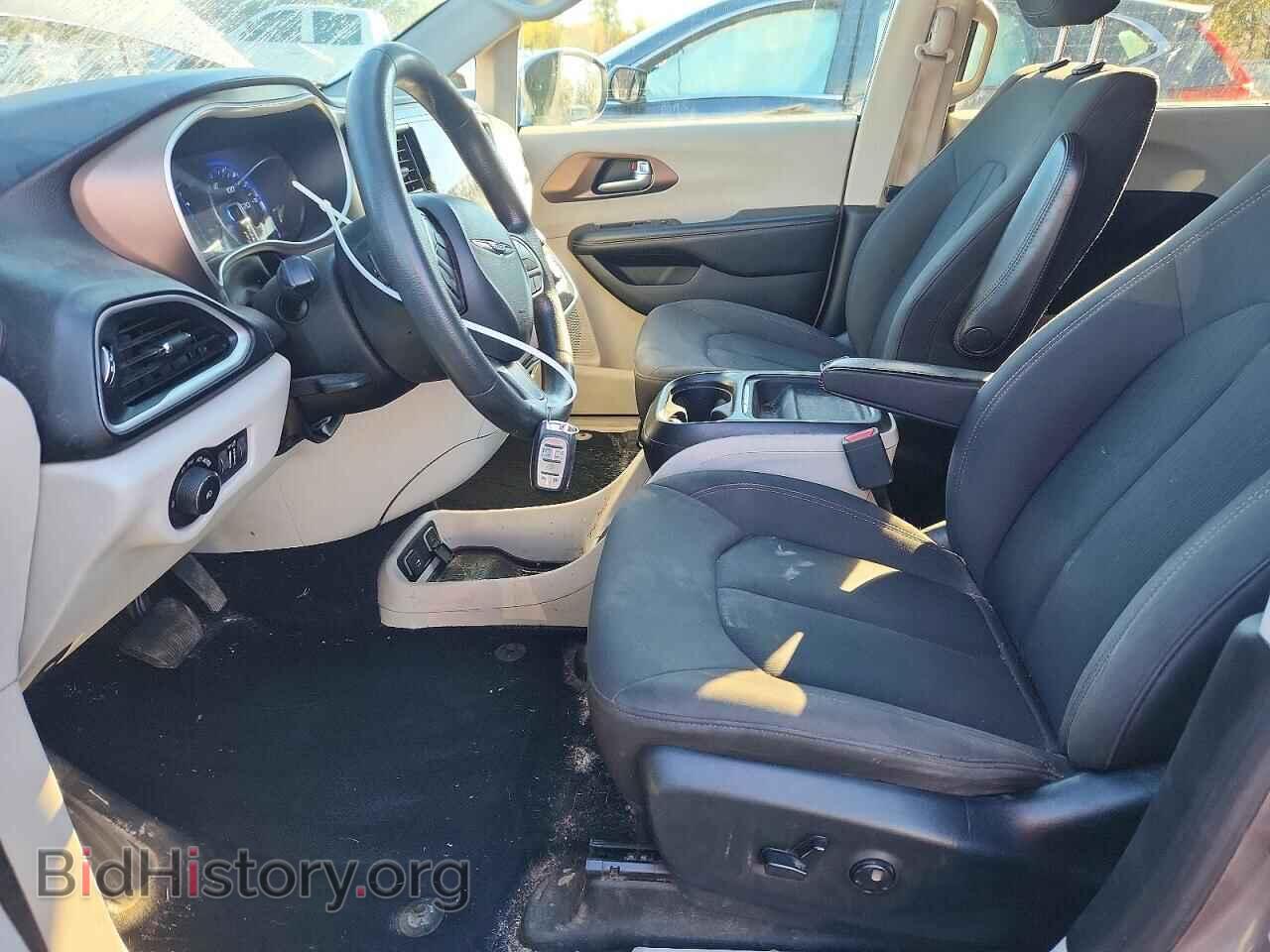 2017 Chrysler PACIFICA (VIN 2C4RC1BG3HR777434) — фото 7 из 14