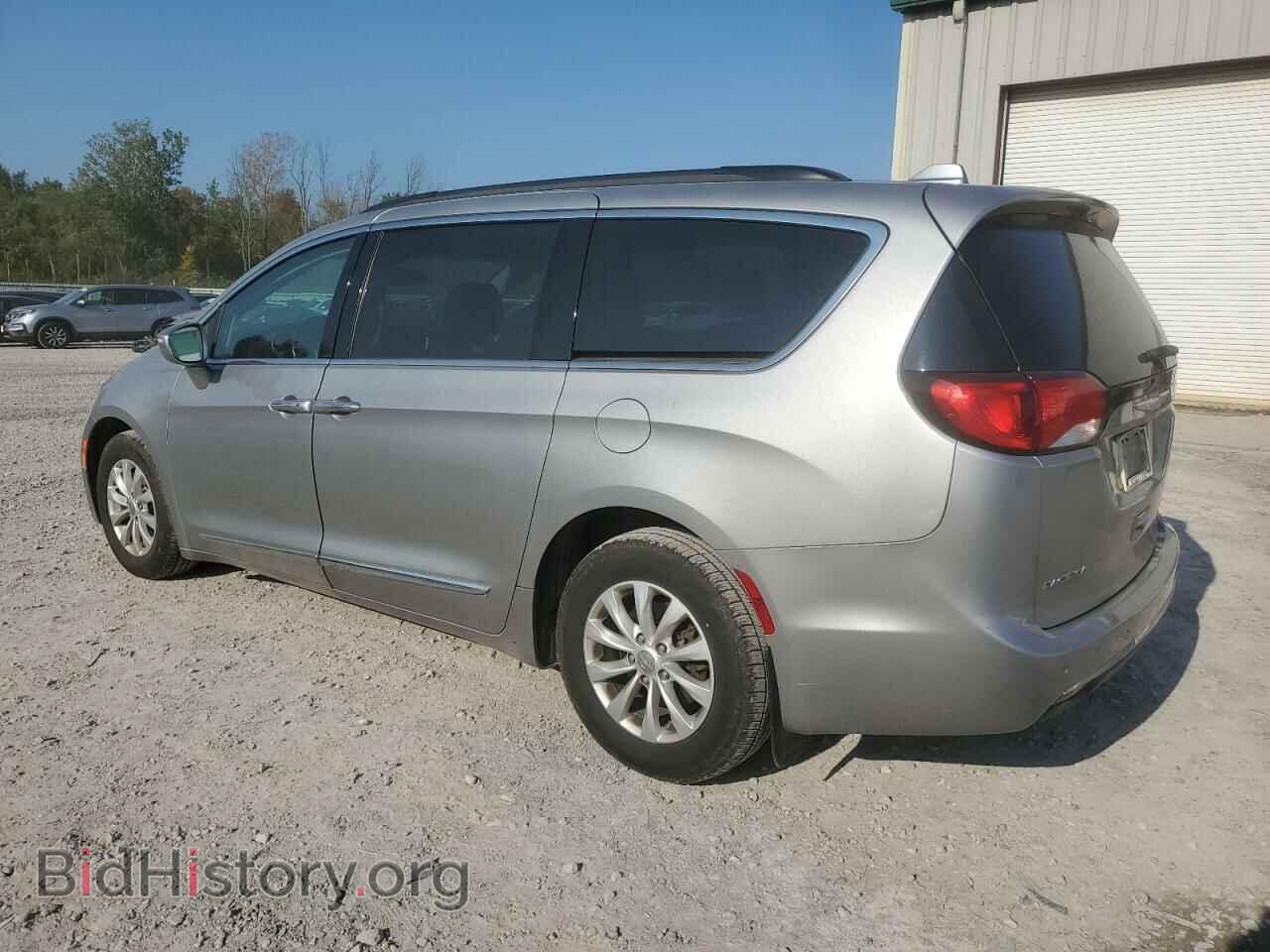 2017 CHRYSLER PACIFICA - VIN: 2C4RC1BG7HR720329 - Фото 2