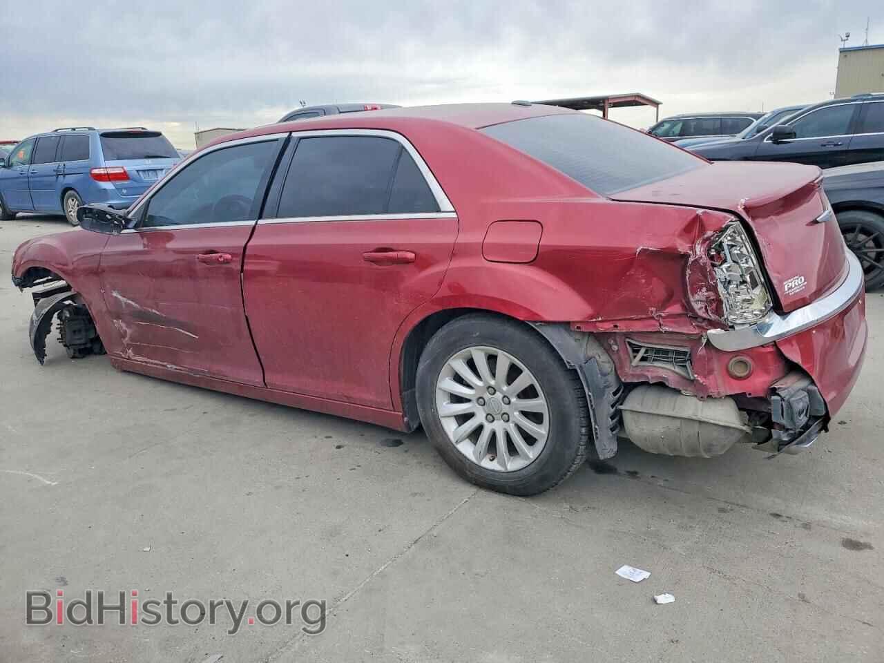2013 CHRYSLER 300 - VIN: 2C3CCAAGXDH723074 - Фото 2