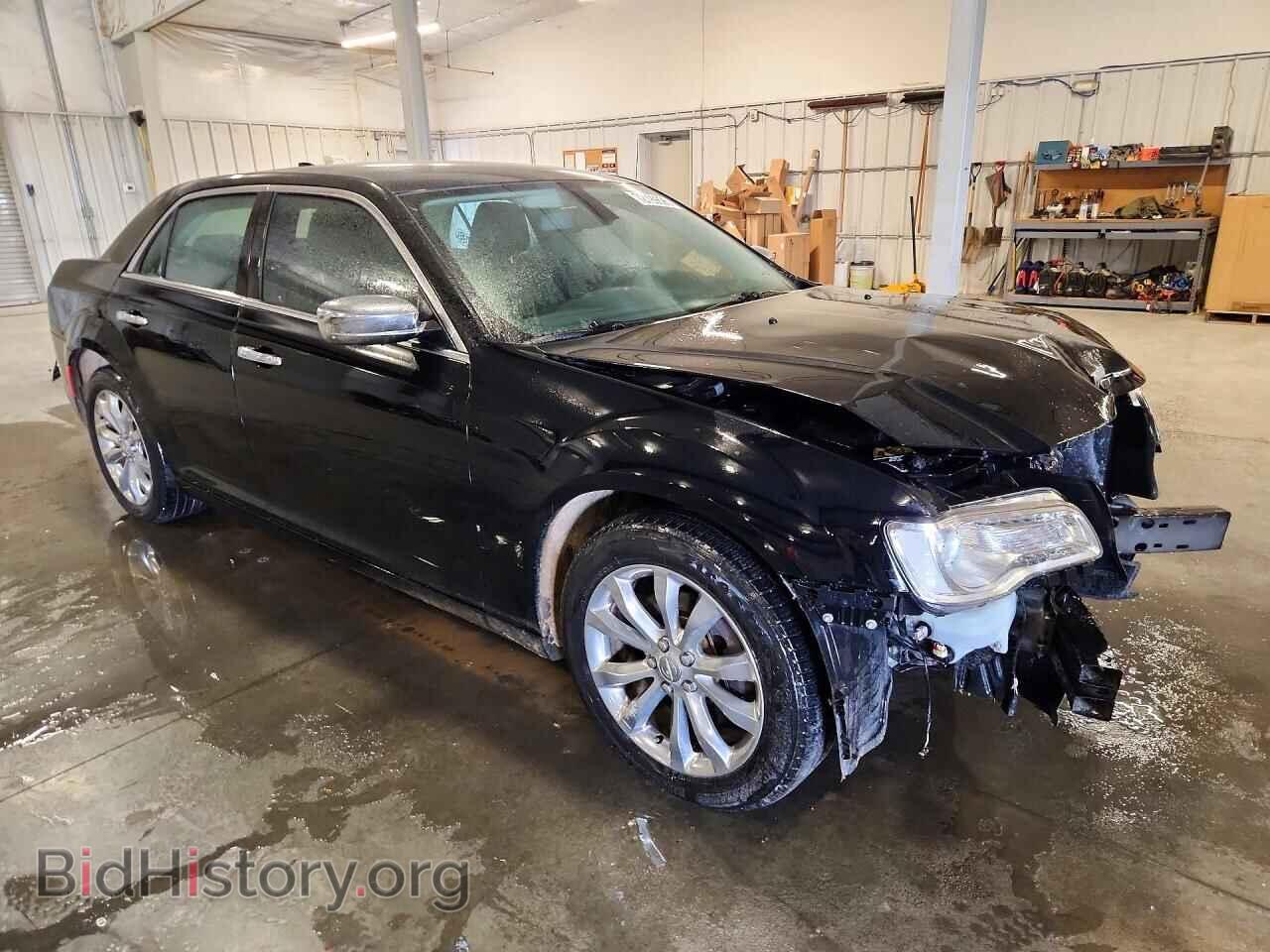 2019 CHRYSLER 300 - VIN: 2C3CCAKG4KH543021 - Фото 4