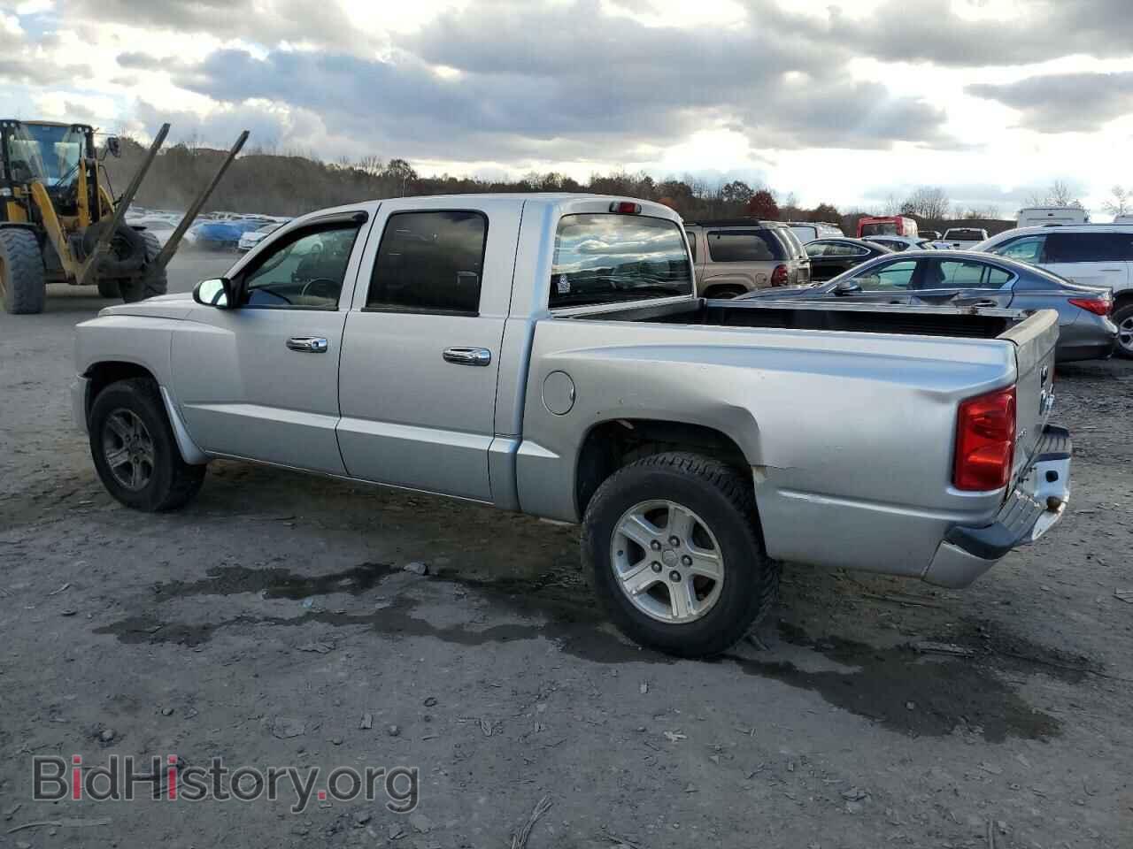 2011 DODGE DAKOTA - VIN: 1D7RW3GK2BS682827 - Фото 2