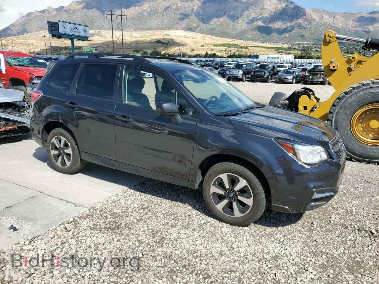 2017 SUBARU FORESTER - VIN: JF2SJAEC8HH438214 - Photo 4
