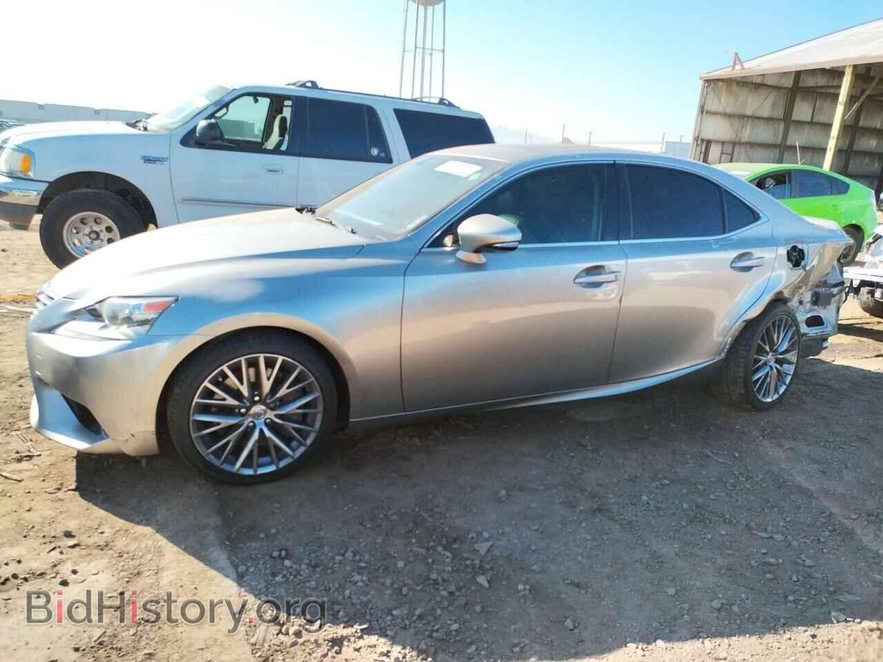 Photo JTHBA1D24G5001879 - LEXUS IS 2016
