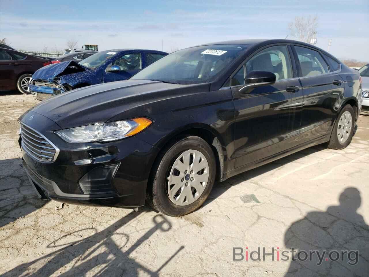 Photo 3FA6P0G72KR283874 - FORD FUSION 2019