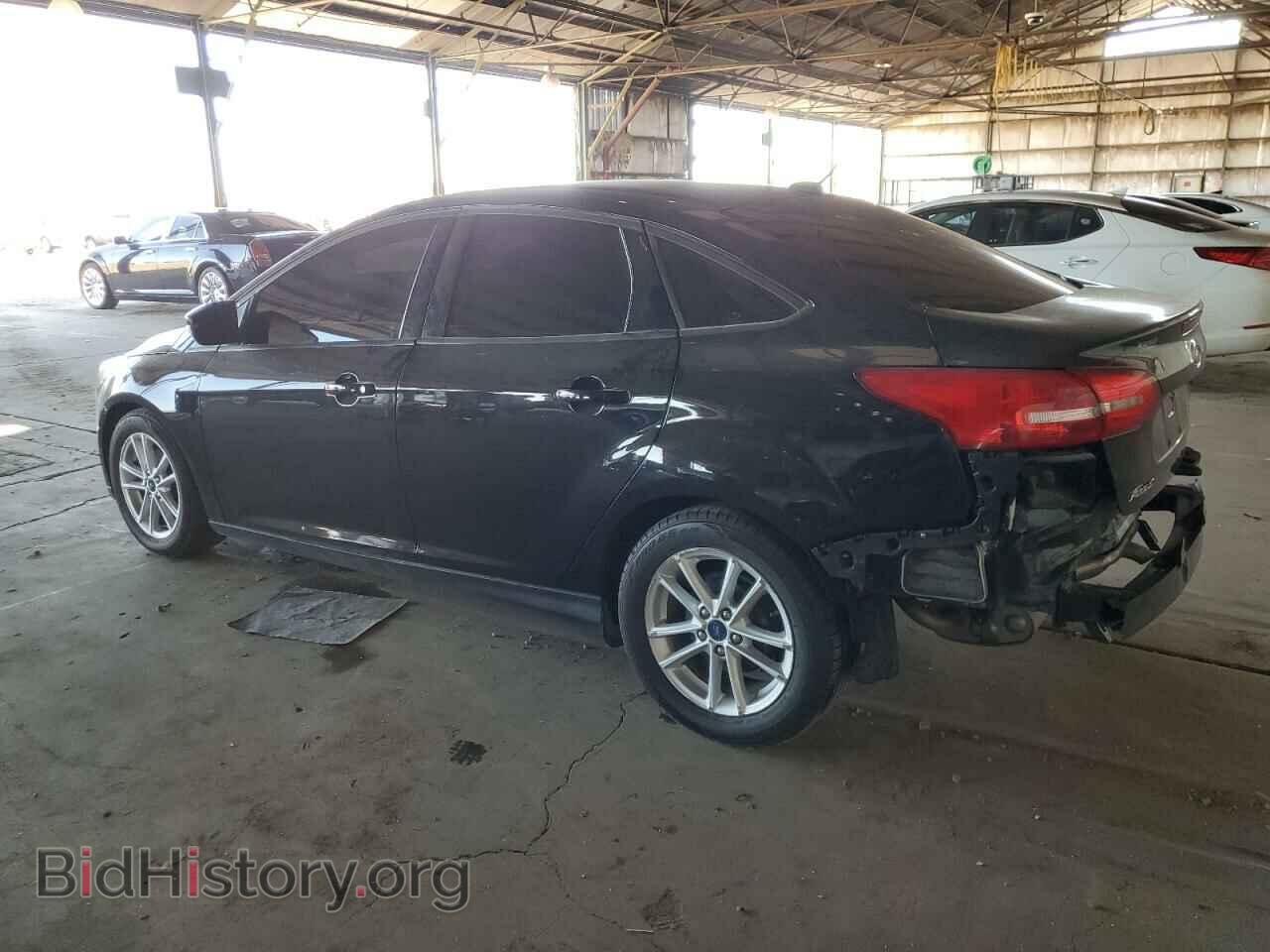 2016 FORD FOCUS - VIN: 1FADP3F2XGL395830 - Фото 2