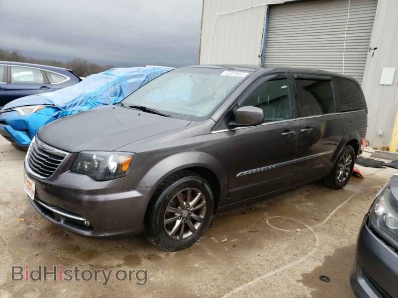 2015 Chrysler MINIVAN Town & COU (VIN 2C4RC1HG7FR572798) — photo 1 of 14, Copart, damage: rear end