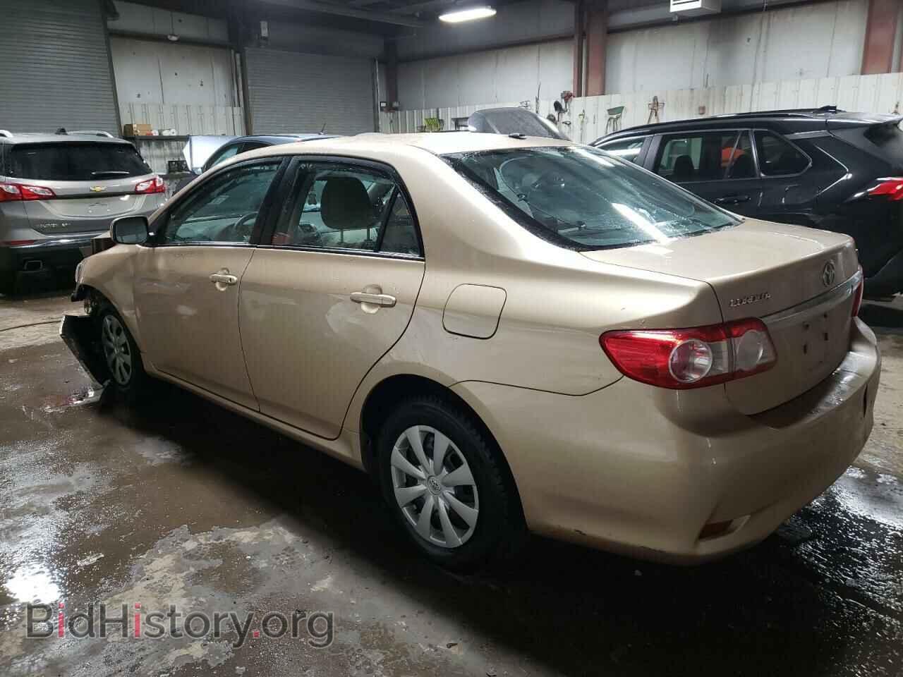 2011 TOYOTA COROLLA - VIN: 2T1BU4EE2BC741249 - Фото 2