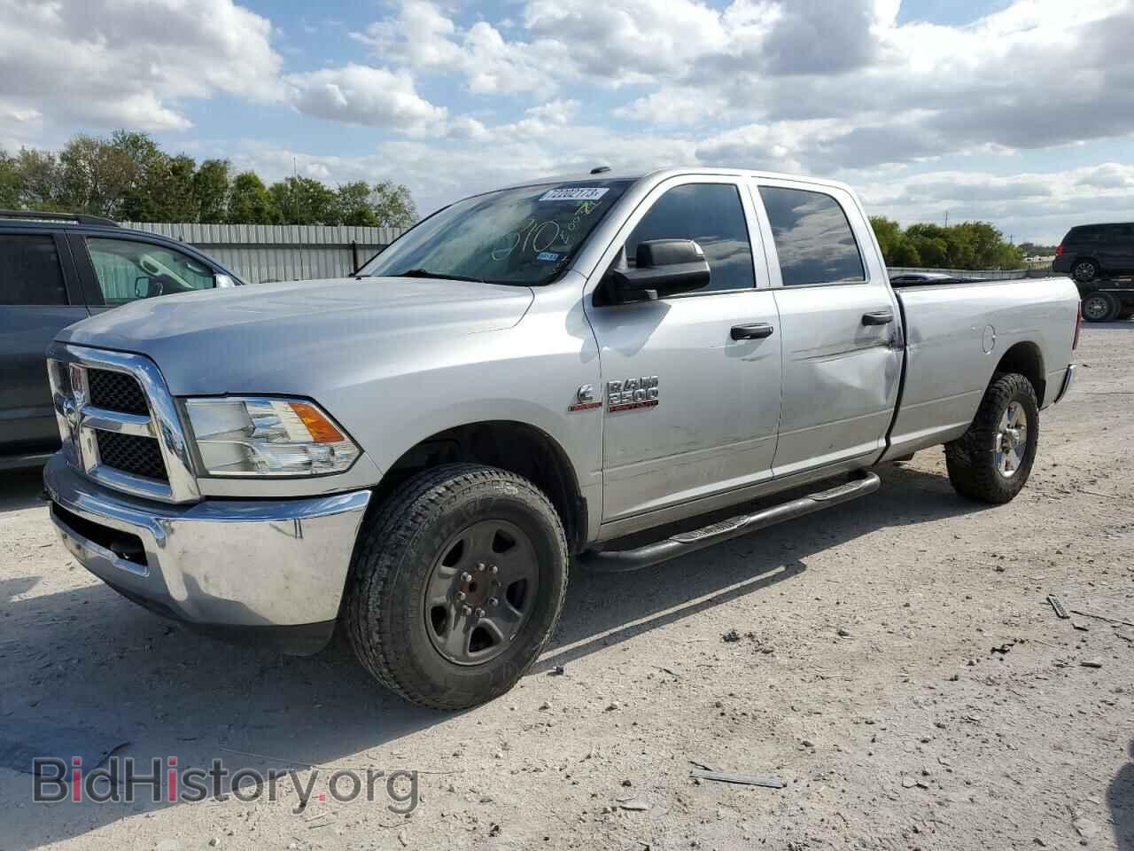 Photo 3C6UR4HL7FG658116 - RAM All Models 2015