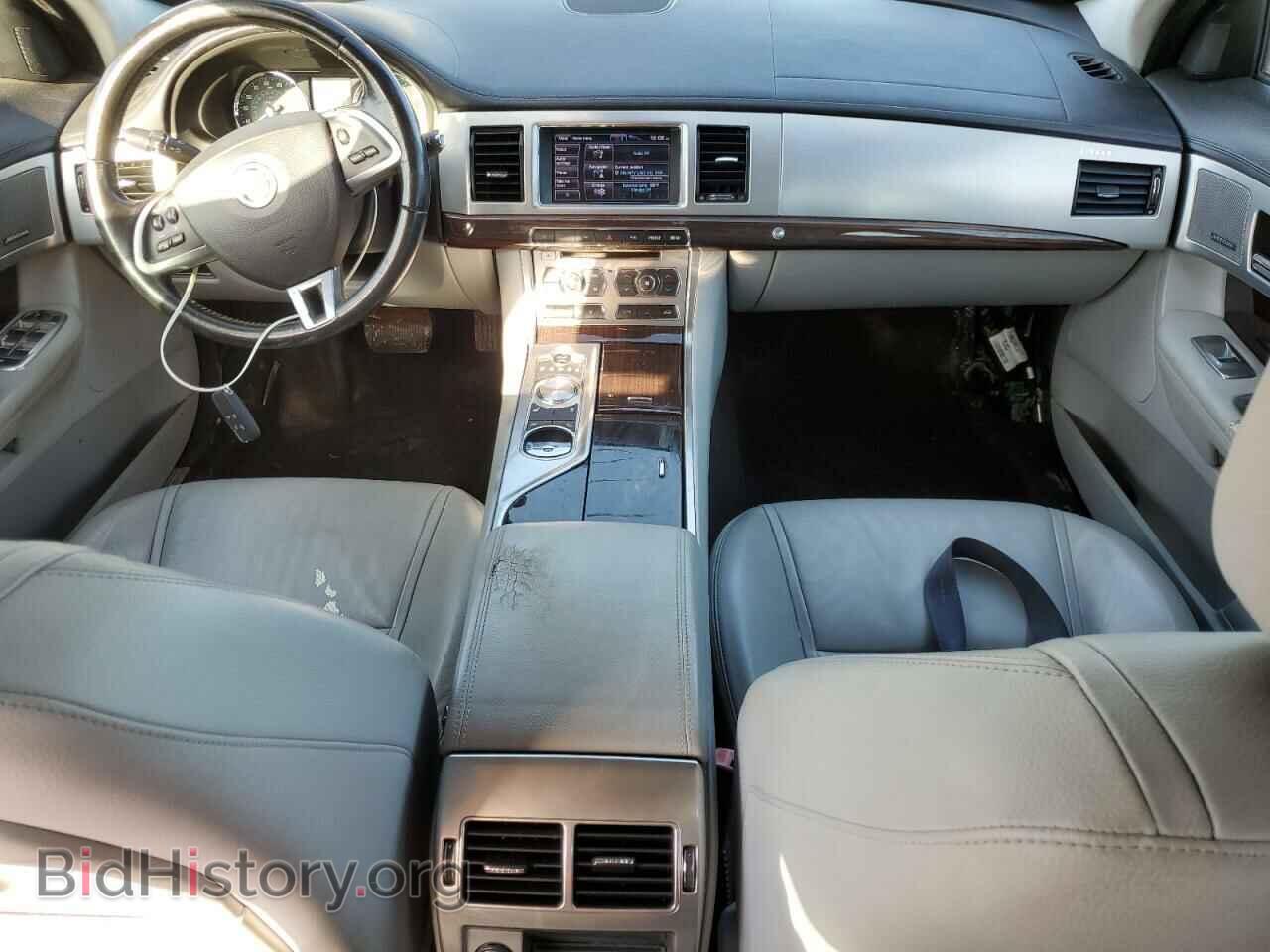 2013 JAGUAR XF - VIN: SAJWA0E77D8S71949 - Фото 8