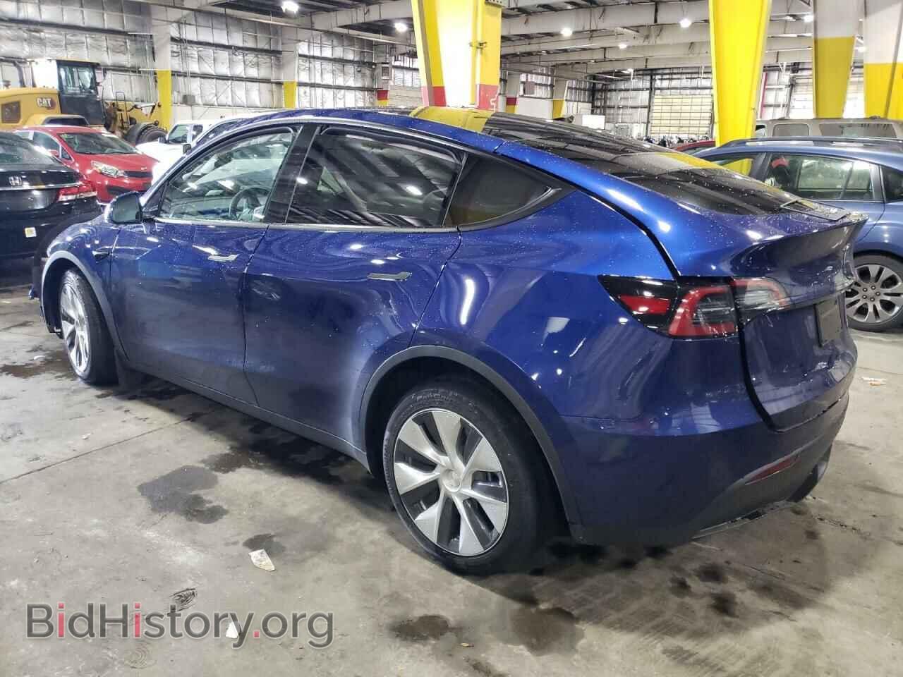 2023 TESLA MODEL Y - VIN: 7SAYGDEE8PF807228 - Фото 2