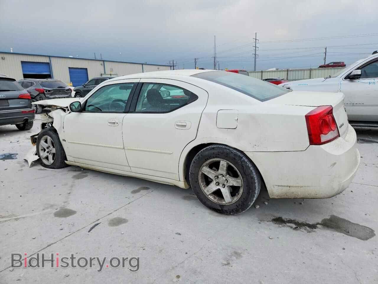 2010 DODGE CHARGER - VIN: 2B3CA3CV7AH181065 - Фото 2