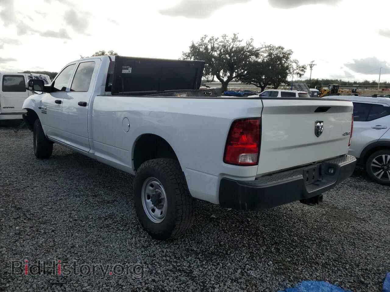 2018 RAM All Models - VIN: 3C6UR5HJXJG364660 - Фото 2